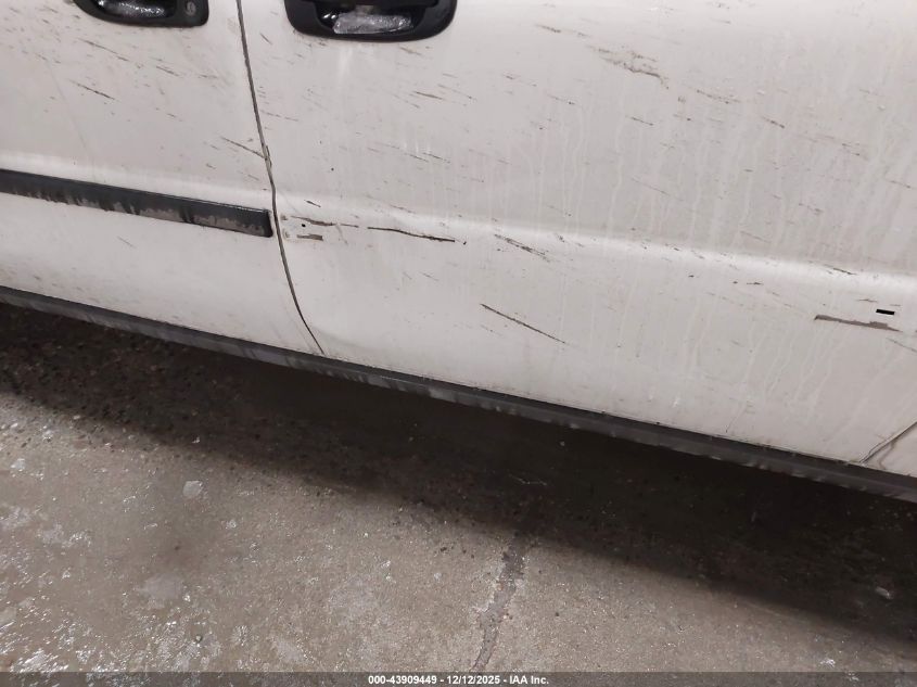 2008 Chevrolet Uplander Cargo VIN: 1GBDV13118D212461 Lot: 43909449