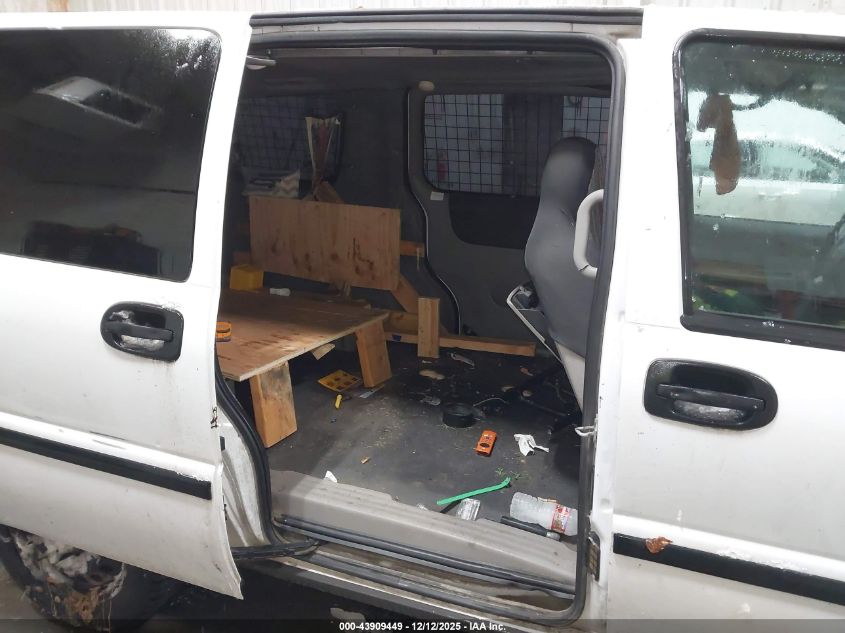 2008 Chevrolet Uplander Cargo VIN: 1GBDV13118D212461 Lot: 43909449