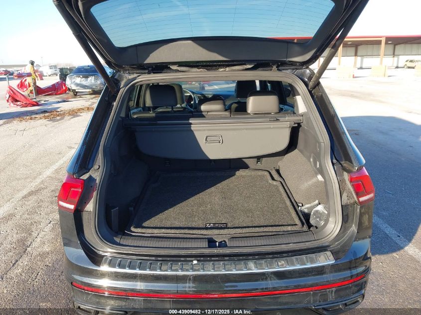 2024 Volkswagen Tiguan 2.0T Se R-Line Black VIN: 3VV8B7AX2RM040769 Lot: 43909482