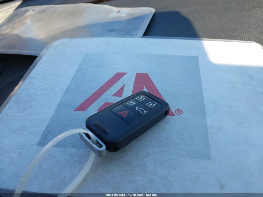 2012 Volvo Xc60 3.2/3.2 Platinum/3.2 Premier/3.2 Premier Plus VIN: YV4952DLXC2297485 Lot: 43909484