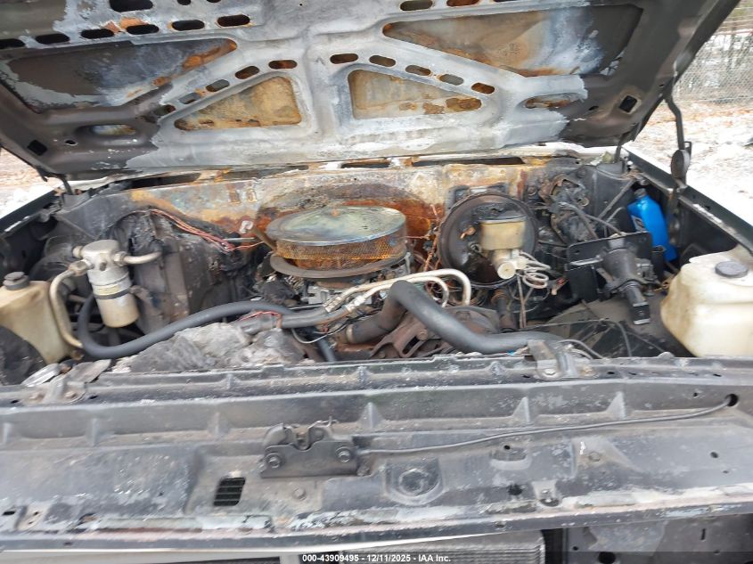 1988 Chevrolet Suburban V10 VIN: 1GNEV16K5JF174108 Lot: 43909495