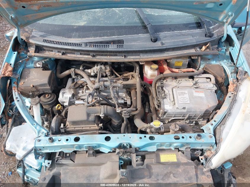 2012 Toyota Prius C Three VIN: JTDKDTB37C1015454 Lot: 43909533