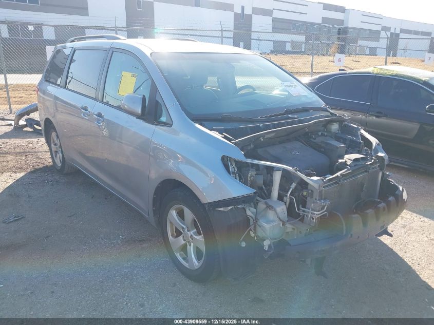 TOYOTA SIENNA LE 8 PASSENGER