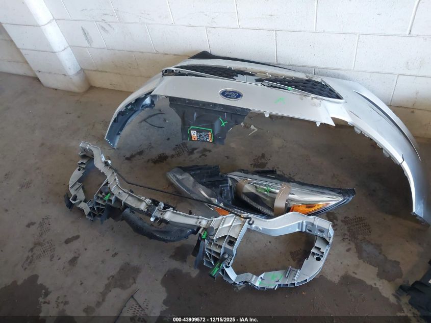 2016 Ford Focus Se VIN: 1FADP3K27GL391630 Lot: 43909572