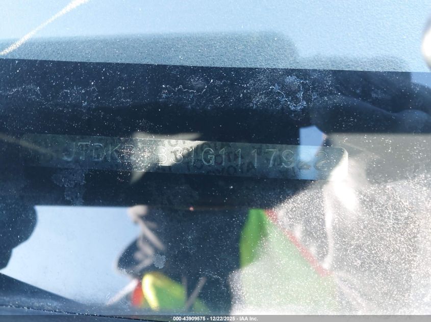 2016 Toyota Prius C Two VIN: JTDKDTB31G1117922 Lot: 43909575