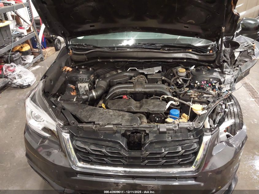 2018 Subaru Forester 2.5I Premium VIN: JF2SJAEC7JH499320 Lot: 43909611