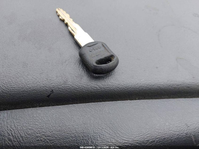 2004 Chevrolet Silverado 1500 VIN: 1GCEC19T34Z264847 Lot: 43909618