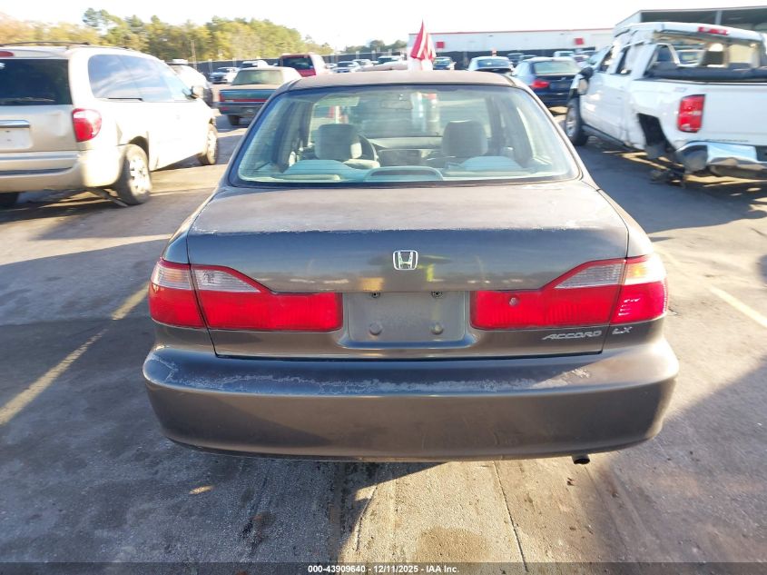 1998 Honda Accord Lx VIN: 1HGCG564XWA218550 Lot: 43909640