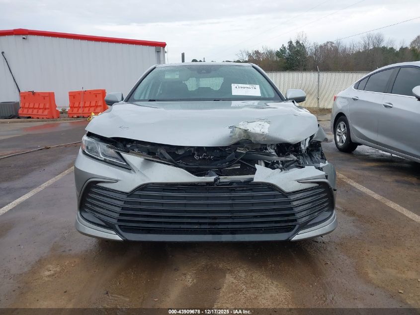 2021 Toyota Camry Le VIN: 4T1C11AKXMU594347 Lot: 43909678