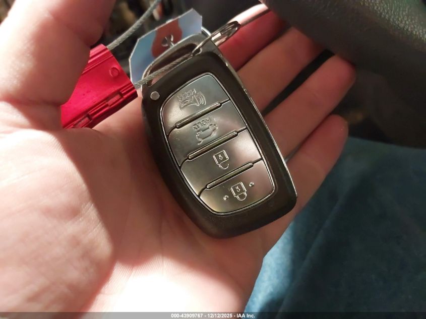 2019 Hyundai Ioniq Hybrid Blue VIN: KMHC65LC8KU117055 Lot: 43909767