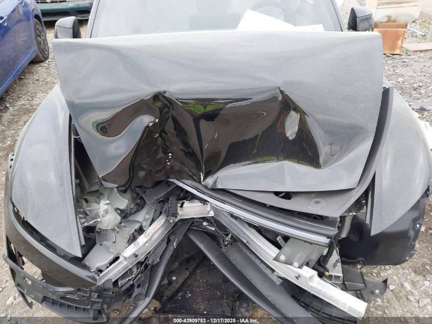 2026 Tesla Model Y Long Range Dual Motor All-Wheel Drive/Long Range Launch Series VIN: 7SAYGDEE3TA493933 Lot: 43909783