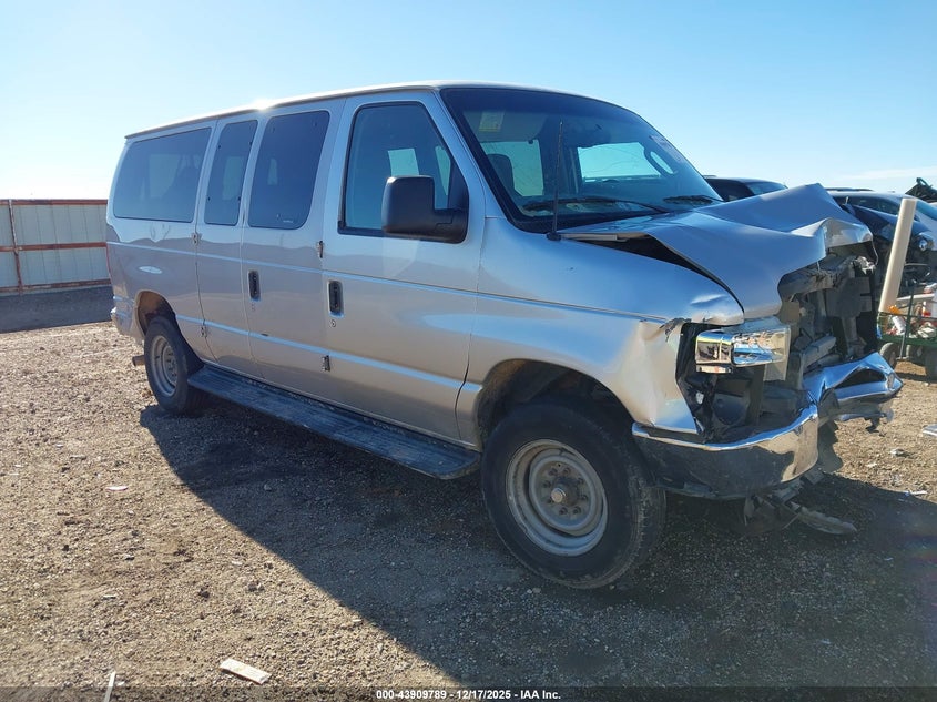2014 Ford E-350 Super Duty Xlt