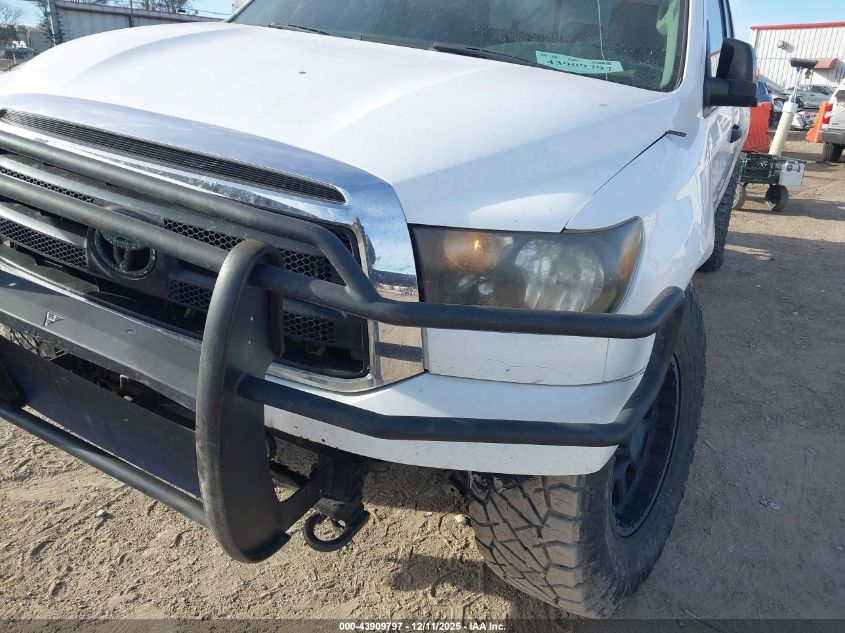 2010 Toyota Tundra Grade 5.7L V8 VIN: 5TFUW5F11AX095514 Lot: 43909797