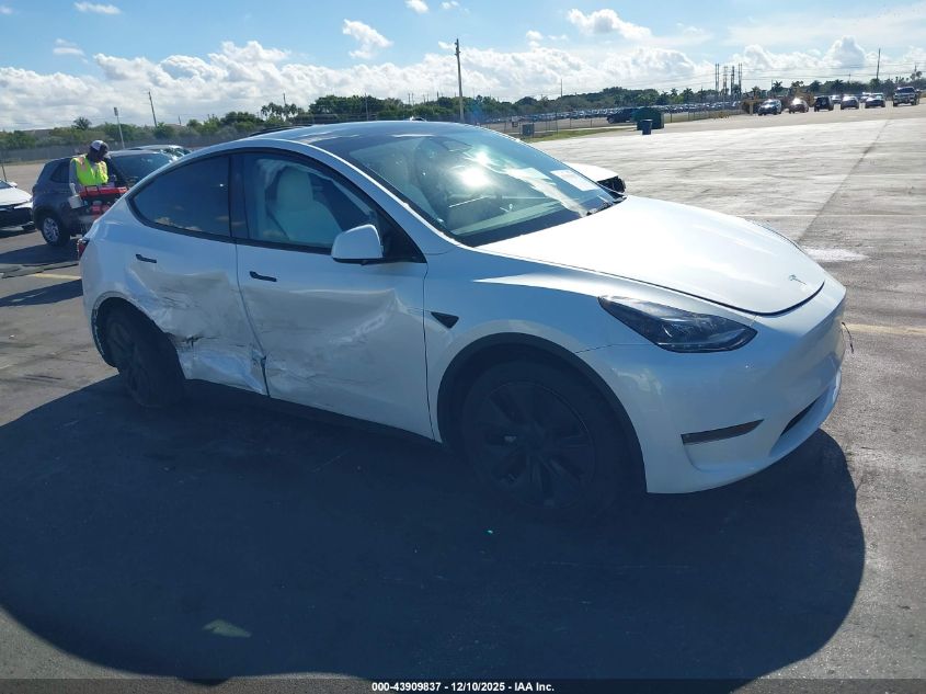TESLA MODEL Y LONG RANGE DUAL MOTOR ALL-WHEEL DRIVE