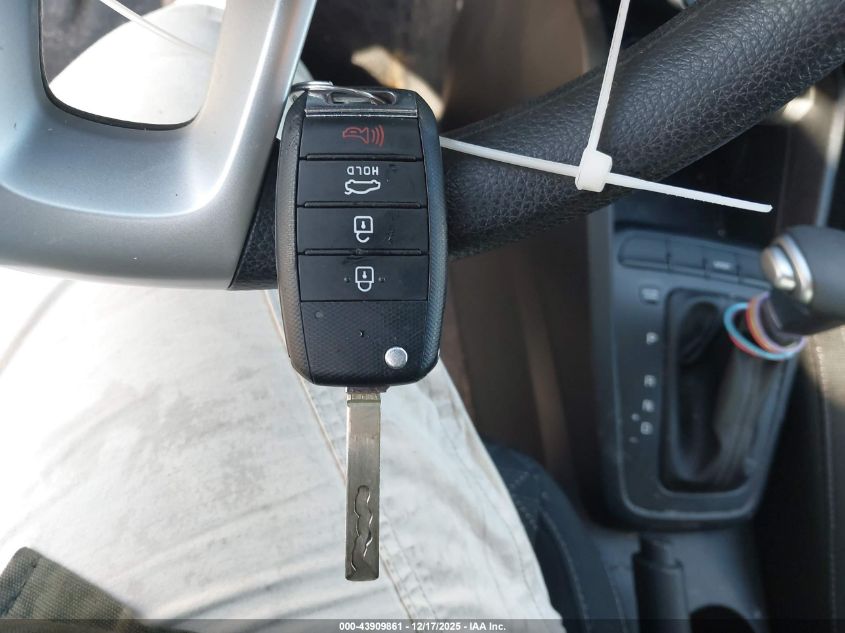 2020 Kia Rio 5-Door S VIN: 3KPA25AD5LE312243 Lot: 43909861