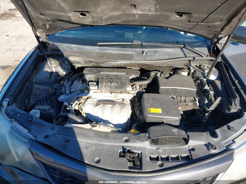 4T1BF1FK3CU612224 2012 TOYOTA CAMRY photo no. 10