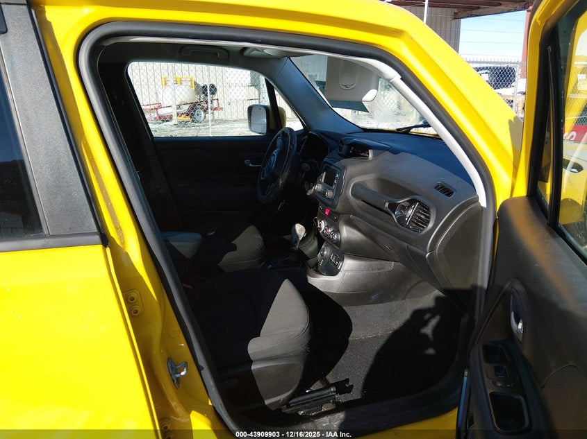 2017 Jeep Renegade Altitude 4X4