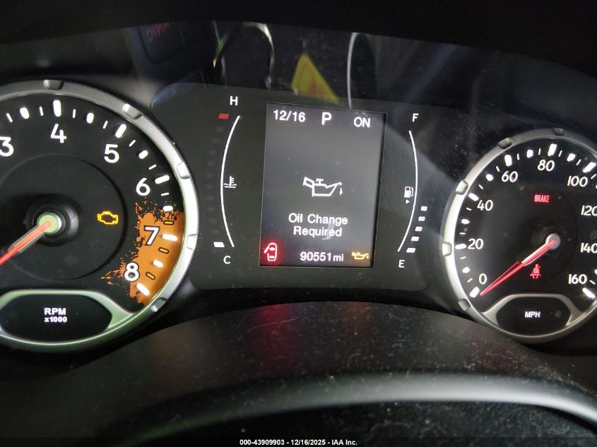 2017 Jeep Renegade Altitude 4X4 VIN: ZACCJBBB9HPE98757 Lot: 43909903