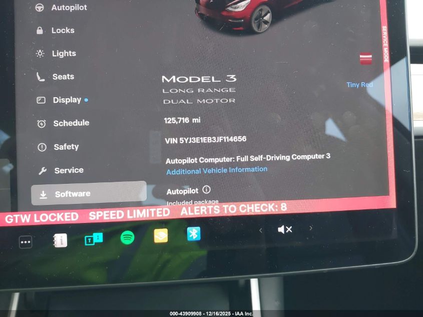 2018 Tesla Model 3 Long Range/Performance VIN: 5YJ3E1EB3JF114656 Lot: 43909908