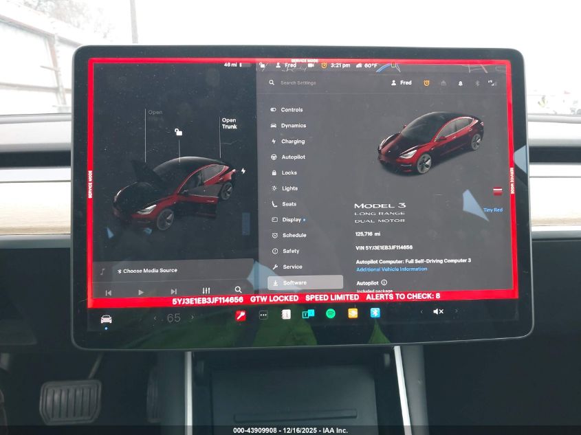 2018 Tesla Model 3 Long Range/Performance VIN: 5YJ3E1EB3JF114656 Lot: 43909908