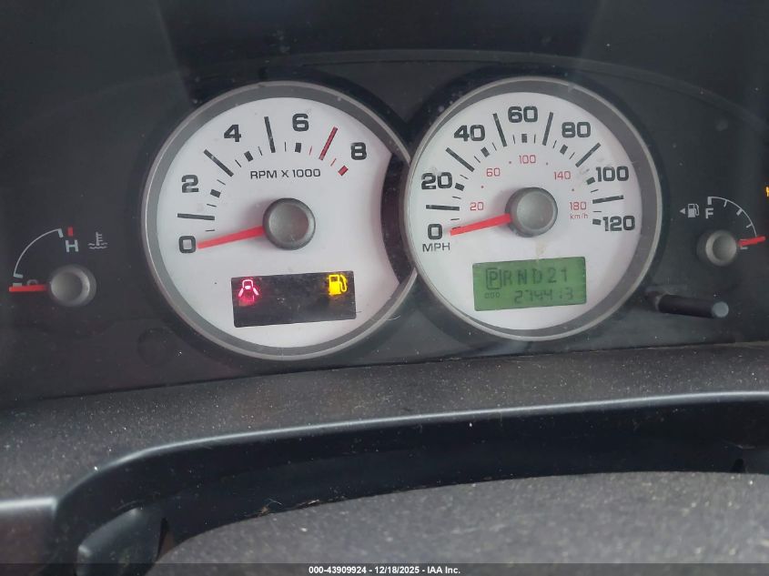 2005 Ford Escape Xls VIN: 1FMYU02Z45KA23422 Lot: 43909924