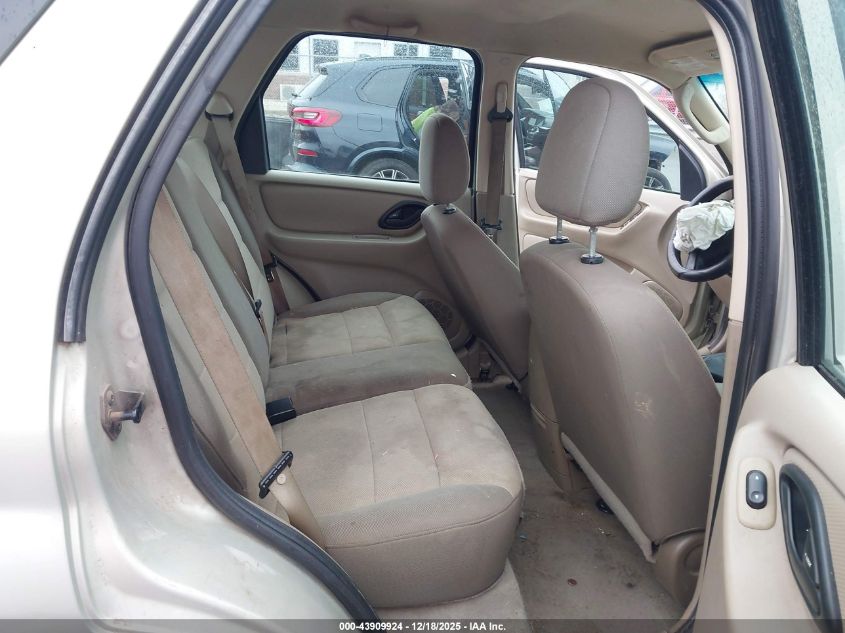 2005 Ford Escape Xls VIN: 1FMYU02Z45KA23422 Lot: 43909924