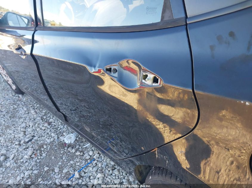 2013 Hyundai Accent Gls VIN: KMHCT4AE9DU567601 Lot: 43910002