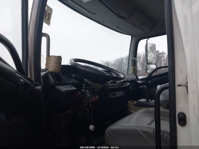 2017 Hino 258/268 VIN: 5PVNJ8JT7H4S57624 Lot: 43910006