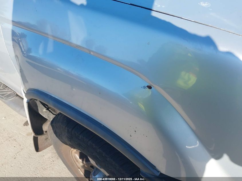 2001 Nissan Xterra Xe-V6 VIN: 5N1ED28TX1C582575 Lot: 43910088