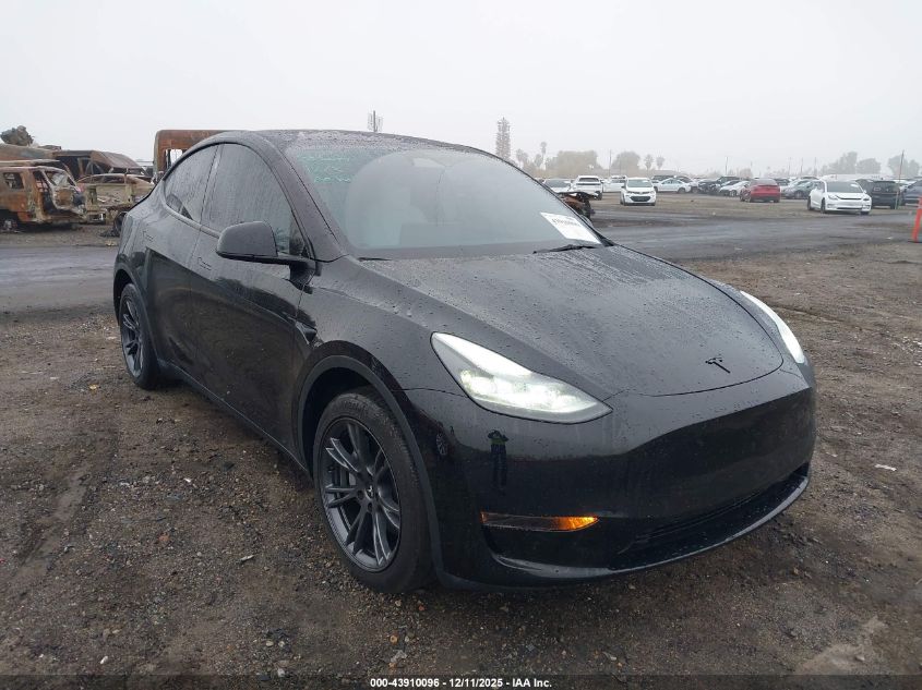 TESLA MODEL Y LONG RANGE DUAL MOTOR ALL-WHEEL DRIVE/RWD