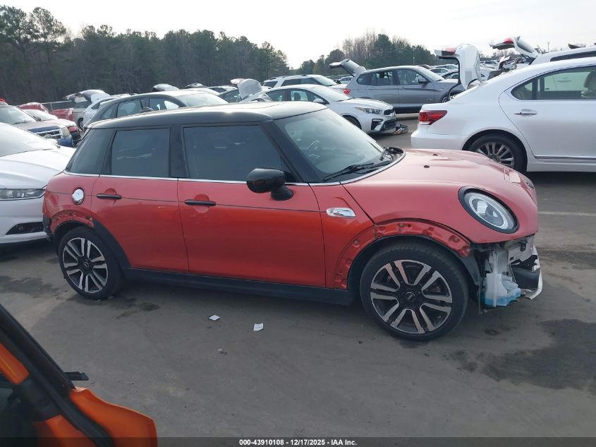 2021 Mini Hardtop Cooper S VIN: WMWXU9C00M2N40068 Lot: 43910108