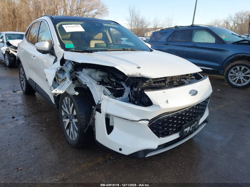 FORD ESCAPE TITANIUM