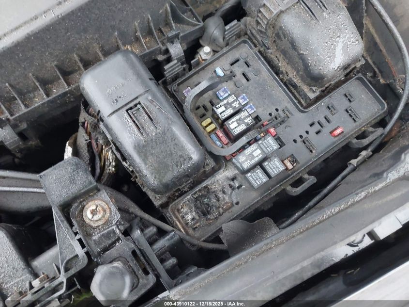 2013 Lincoln Mkz VIN: 3LN6L2J94DR800327 Lot: 43910122