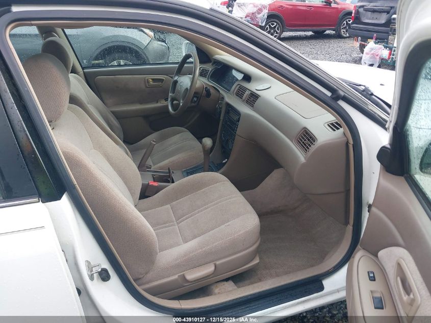 2001 Toyota Camry Le VIN: 4T1BG22K91U837611 Lot: 43910127