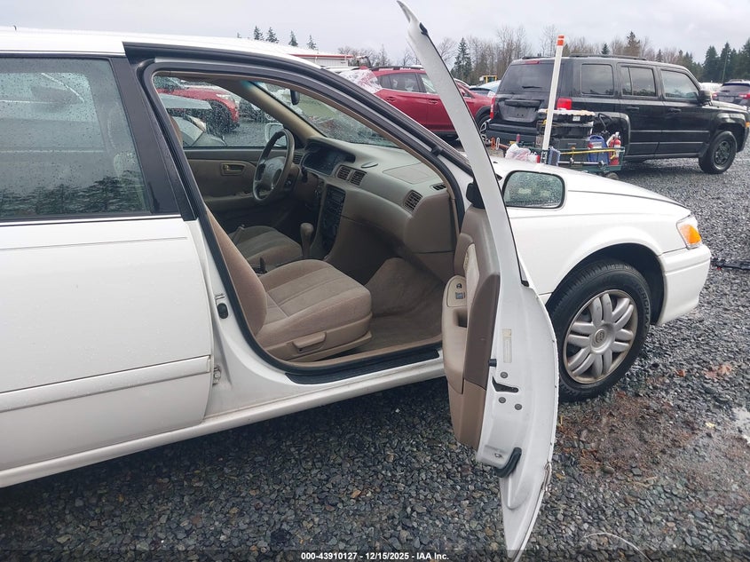 4T1BG22K91U837611 2001 TOYOTA CAMRY photo no. 5
