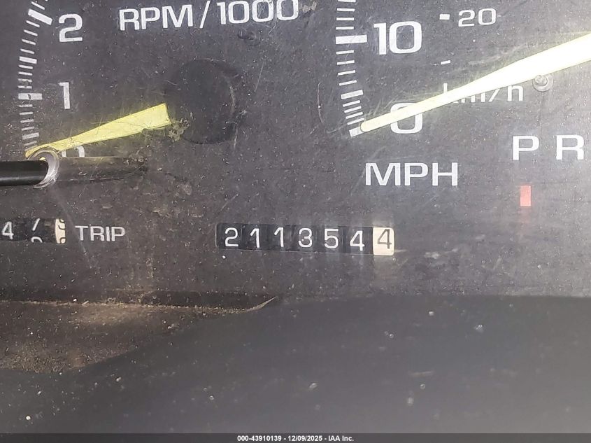 1996 Chevrolet Gmt-400 K2500 VIN: 1GCGK29R3TE257960 Lot: 43910139