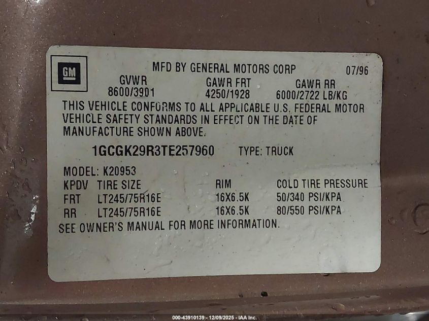 1996 Chevrolet Gmt-400 K2500 VIN: 1GCGK29R3TE257960 Lot: 43910139