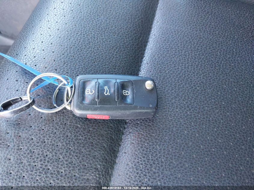 2017 Volkswagen Tiguan 2.0T/2.0T S VIN: WVGAV7AX6HK019951 Lot: 43910153