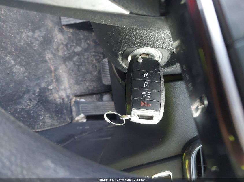 2020 Kia Optima Lx VIN: 5XXGT4L39LG430583 Lot: 43910178