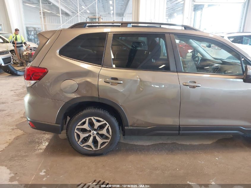 2019 Subaru Forester Premium VIN: JF2SKAGC0KH461892 Lot: 43910186