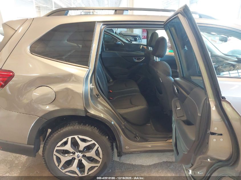 2019 Subaru Forester Premium VIN: JF2SKAGC0KH461892 Lot: 43910186