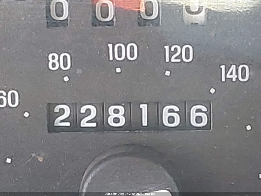 1997 Mercury Mountaineer VIN: 4M2DU55P8VUJ15965 Lot: 43910191