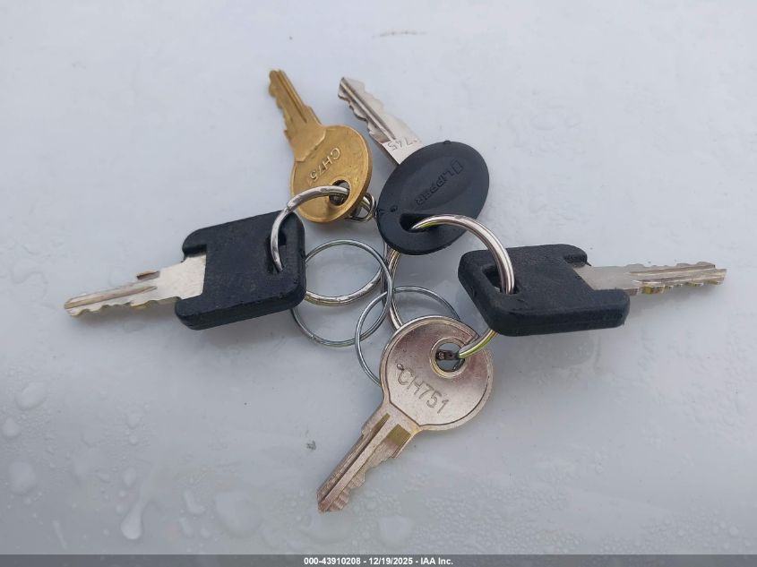 2015 Keystone Cougar VIN: 4YDT19R22FC501625 Lot: 43910208