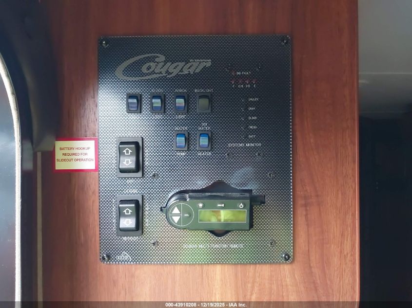 2015 Keystone Cougar VIN: 4YDT19R22FC501625 Lot: 43910208