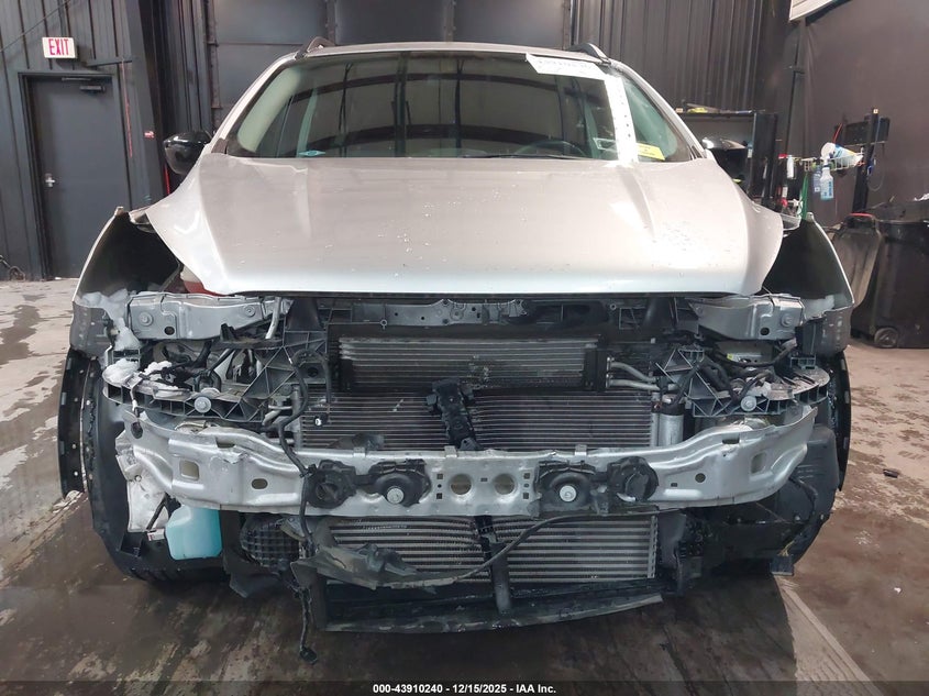 2017 Ford Escape Se VIN: 1FMCU9G93HUF00518 Lot: 43910240