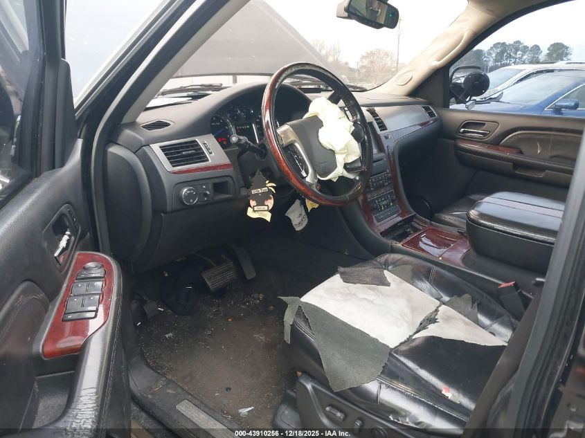 2008 Cadillac Escalade Esv Standard VIN: 1GYFK66888R102037 Lot: 43910256