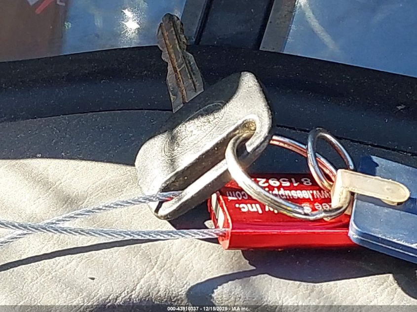 2002 Toyota Avalon Xl VIN: 4T1BF28BX2U212940 Lot: 43910337