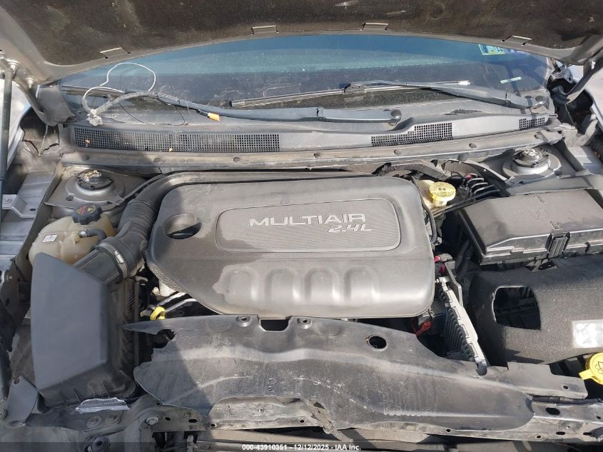 2015 Chrysler 200C VIN: 01CCCCCBXFN545478 Lot: 43910351