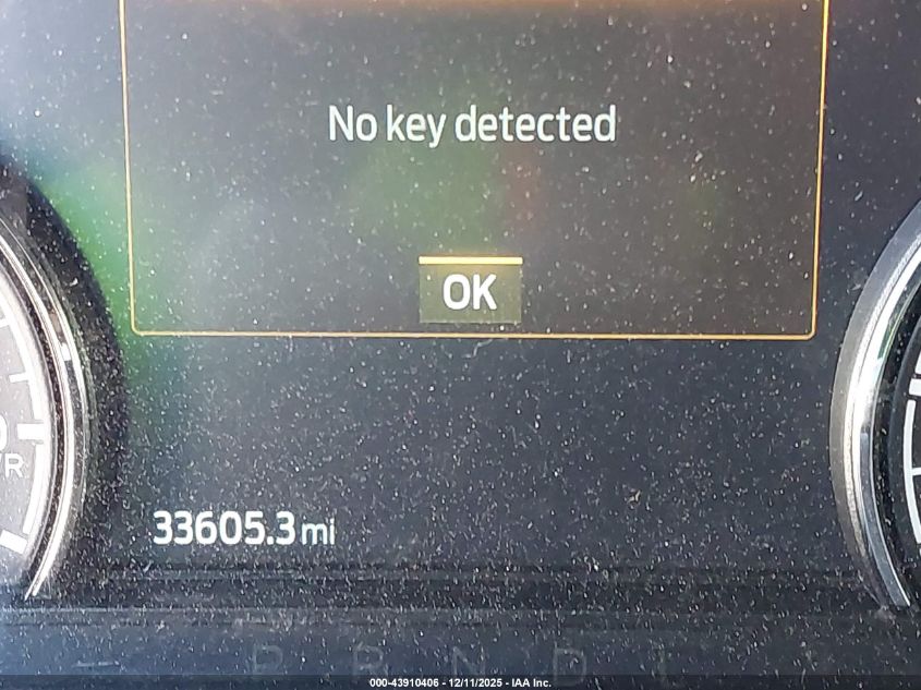 2024 Ford Maverick Lariat VIN: 3FTTW8M34RRB82121 Lot: 43910406