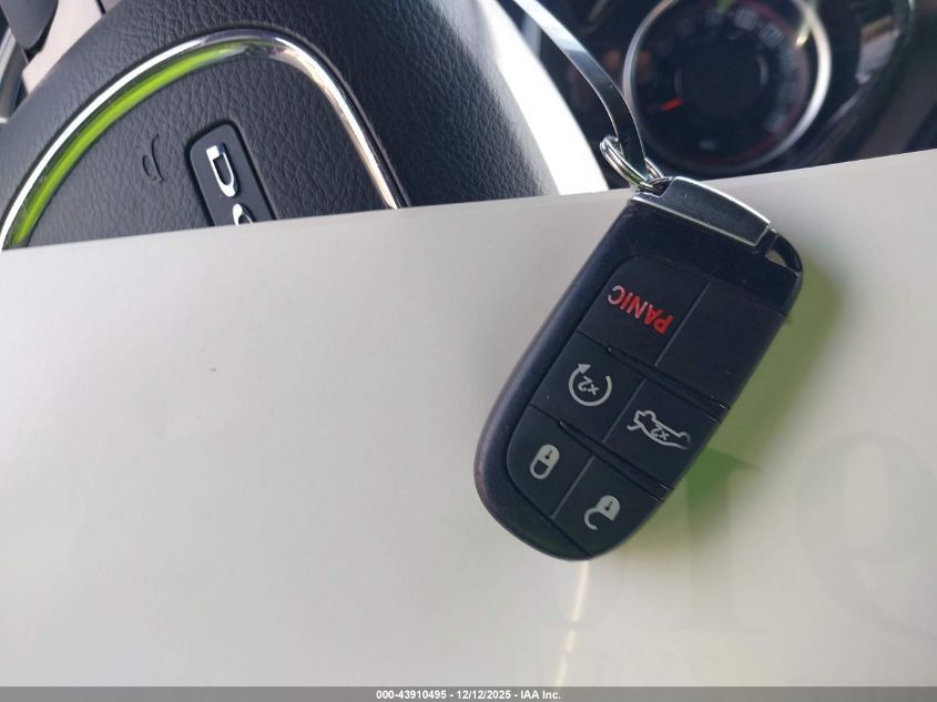 2019 Dodge Challenger R/T Scat Pack Widebody VIN: 2C3CDZFJ2KH694554 Lot: 43910495